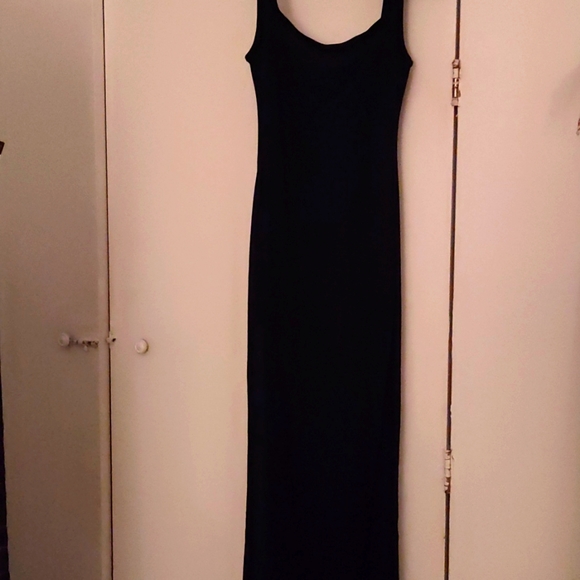 COPY - Maxi rib bodycon maxi dress - Picture 2 of 6